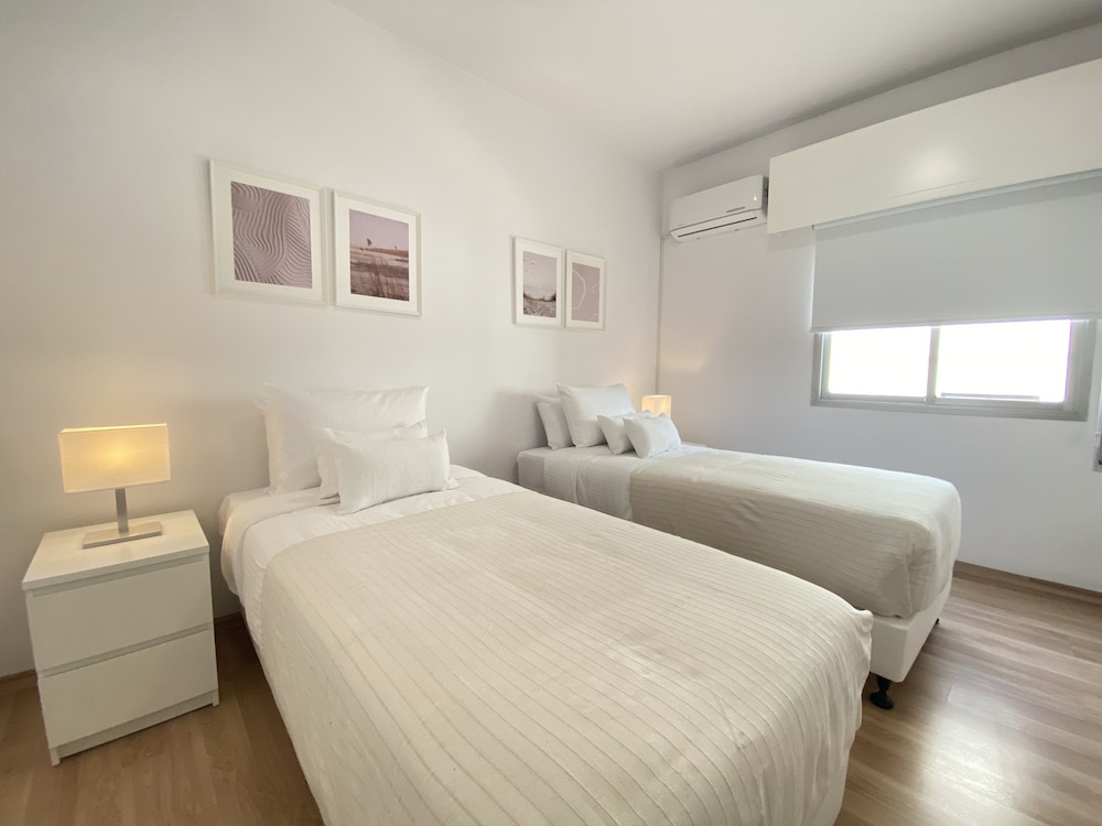 Luxury Apartment photo 2
