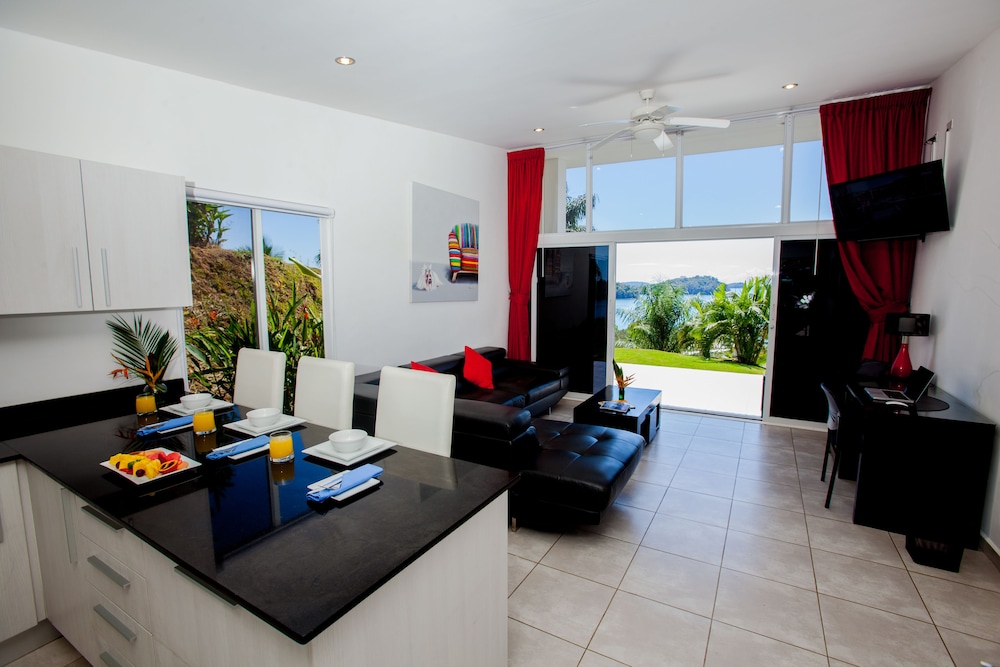 Villa, 2 Bedrooms, Kitchen, Ocean View