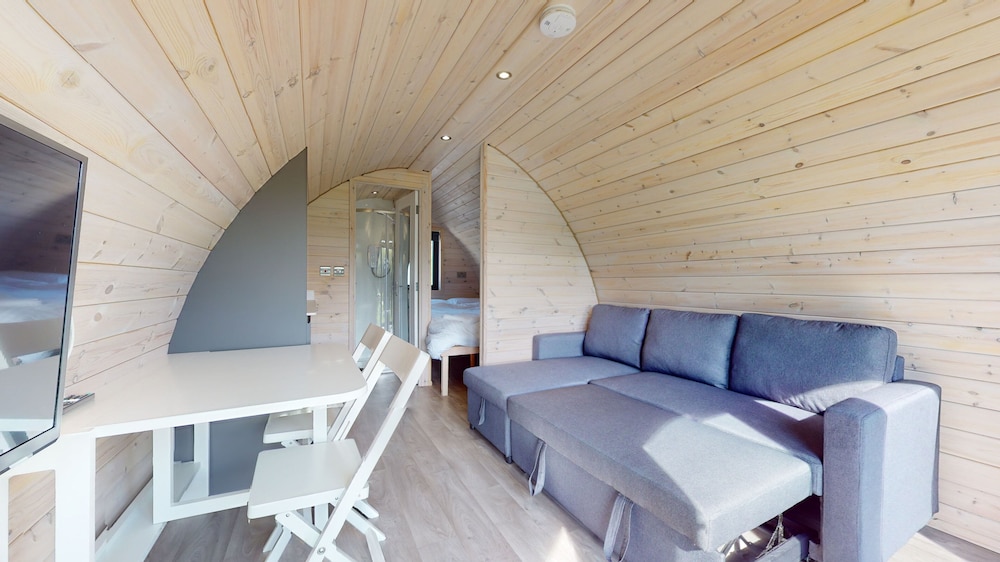 Luxury Glamping Pod (No Dogs/Pets) photo 3