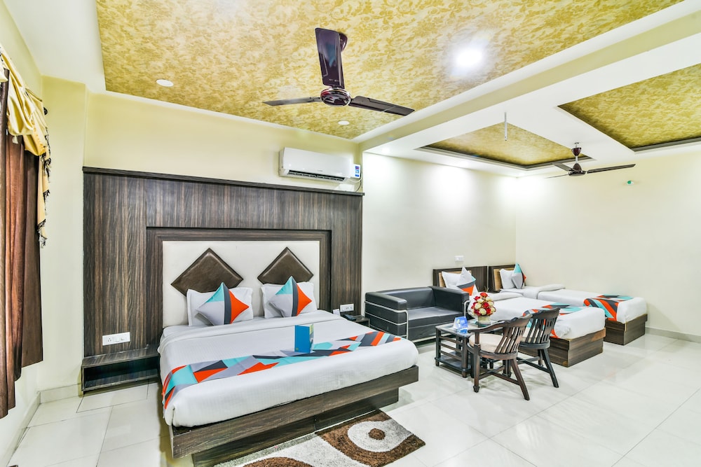 Family Room, 1 Queen Bed