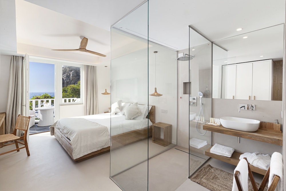 Classic Double Room, Balcony, Sea View - Photo 7