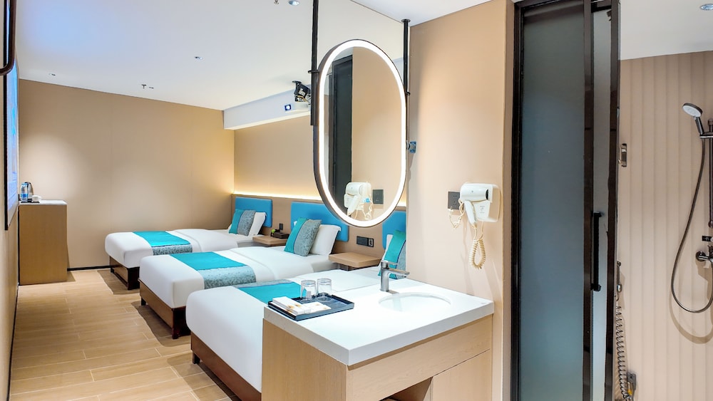 Comfort Triple Room