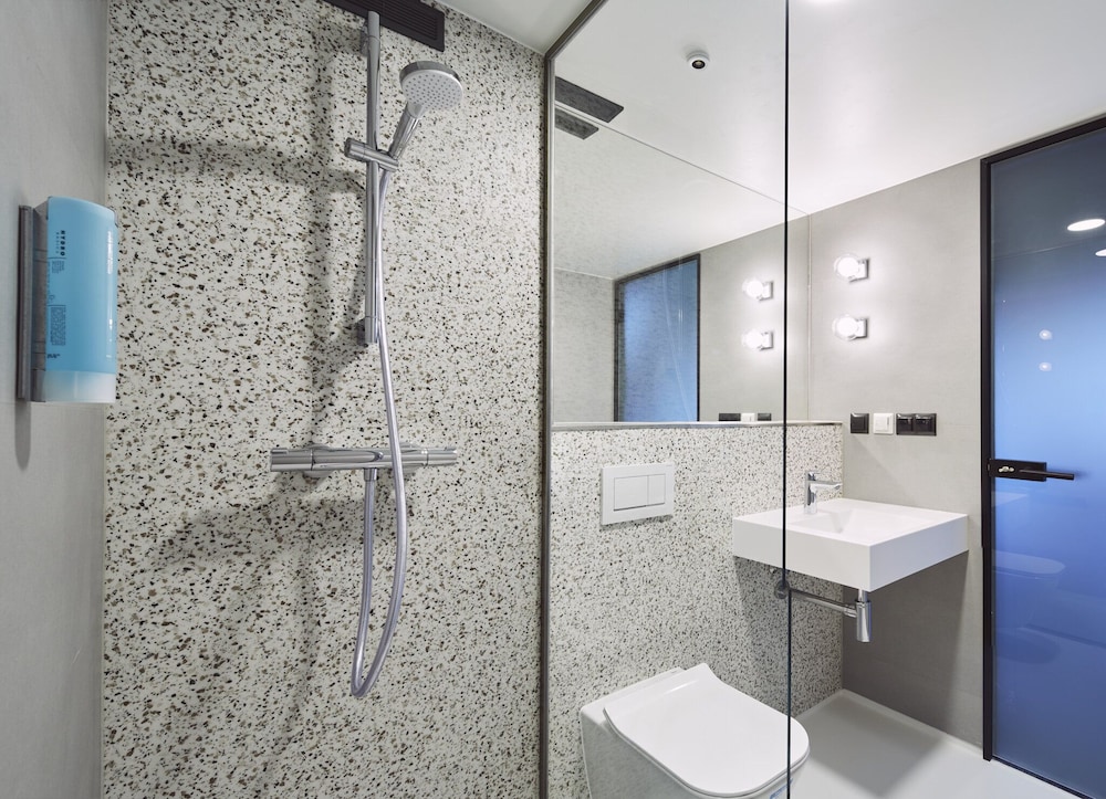 Premium Room - Photo 5