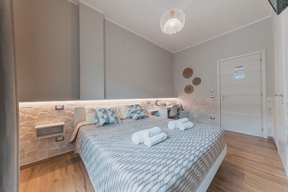 Comfort Double Room, City View (Trullo)