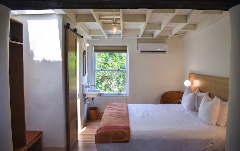 Room 4