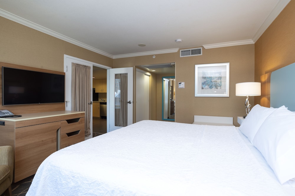 One Bedroom King Suite