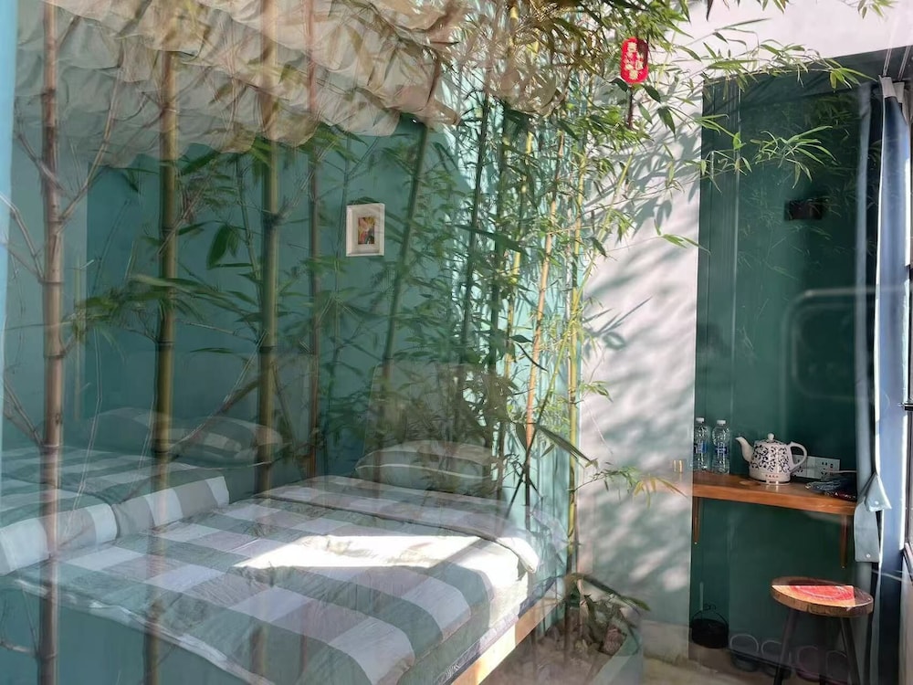 Deluxe Cottage, 4 Bedrooms, Courtyard View photo 2