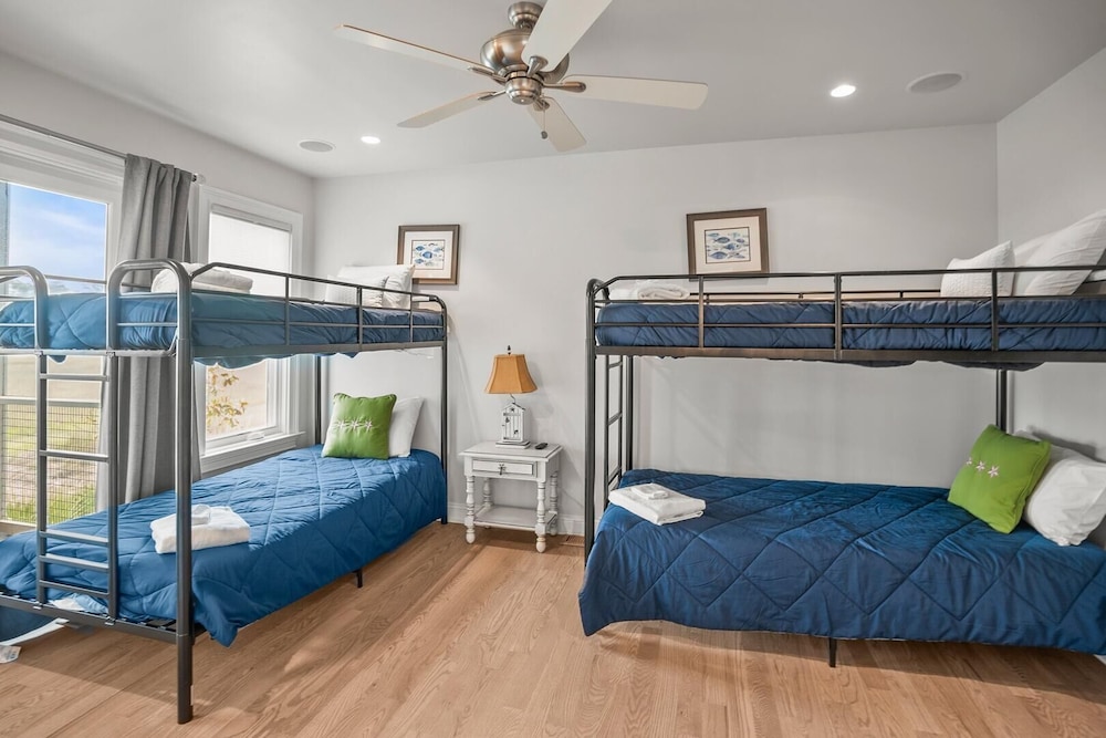 House, Multiple Beds, Patio, Garden View (114 Sandpiper Run)