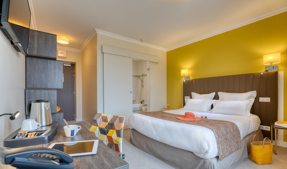 Standard Double Room photo 3