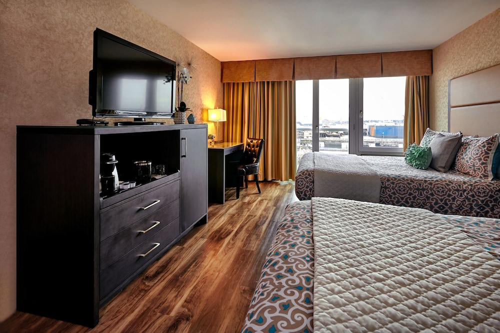 Executive Room, 2 Queen Beds photo 3