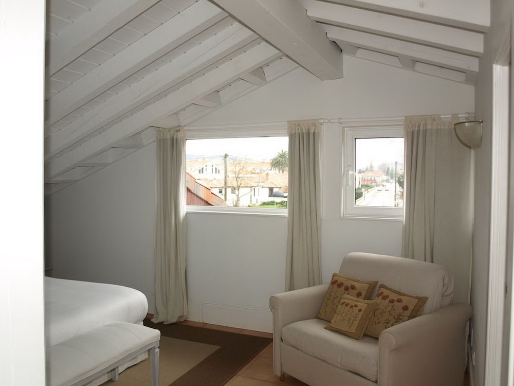 Superior Double Room, Ensuite - Photo 4