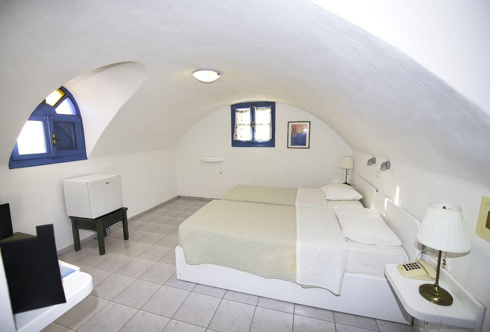 Standard Room - Photo 9