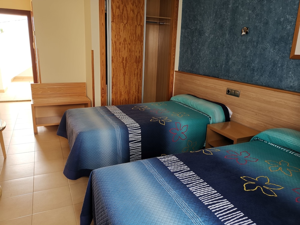 Economy Double Room, Courtyard View - Photo 1