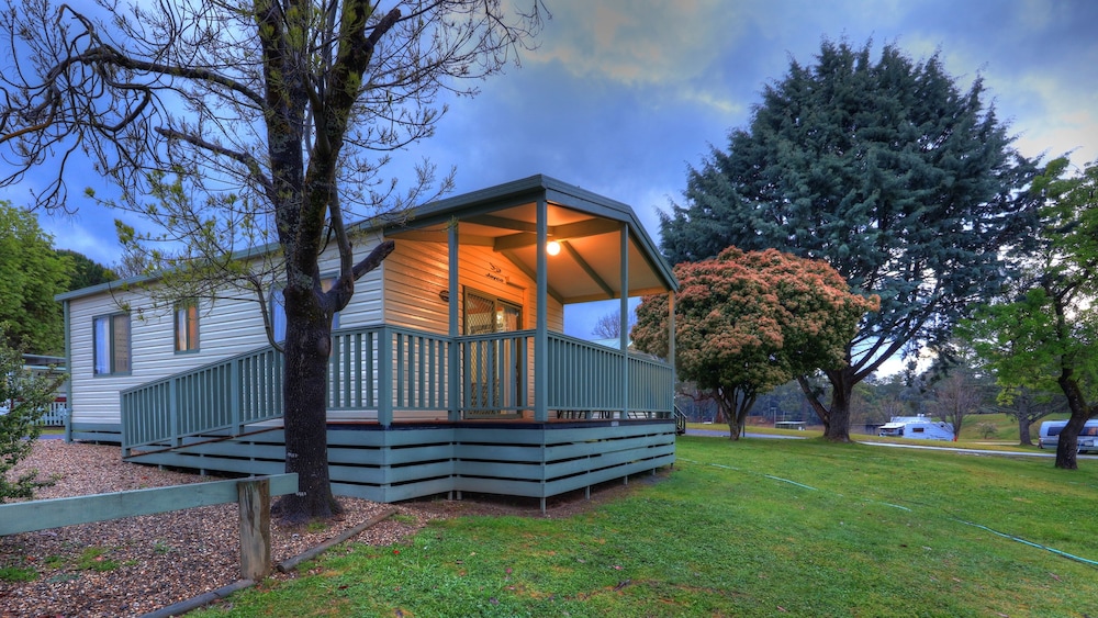 Parkview Villa, 2 bedroom (5 berth) No Pets allowed photo 1
