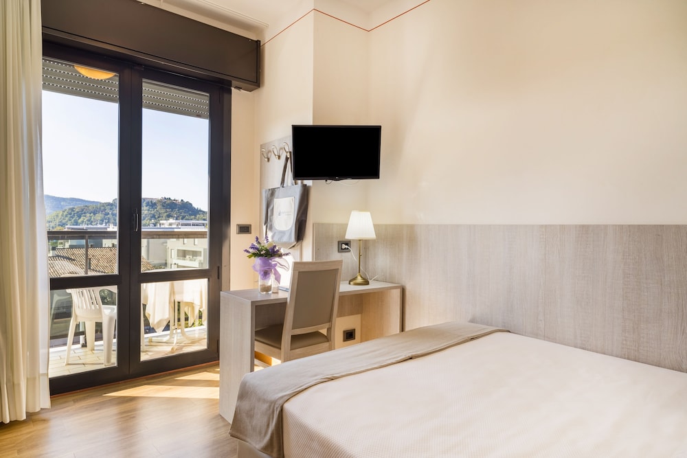 Superior Single Room photo 2