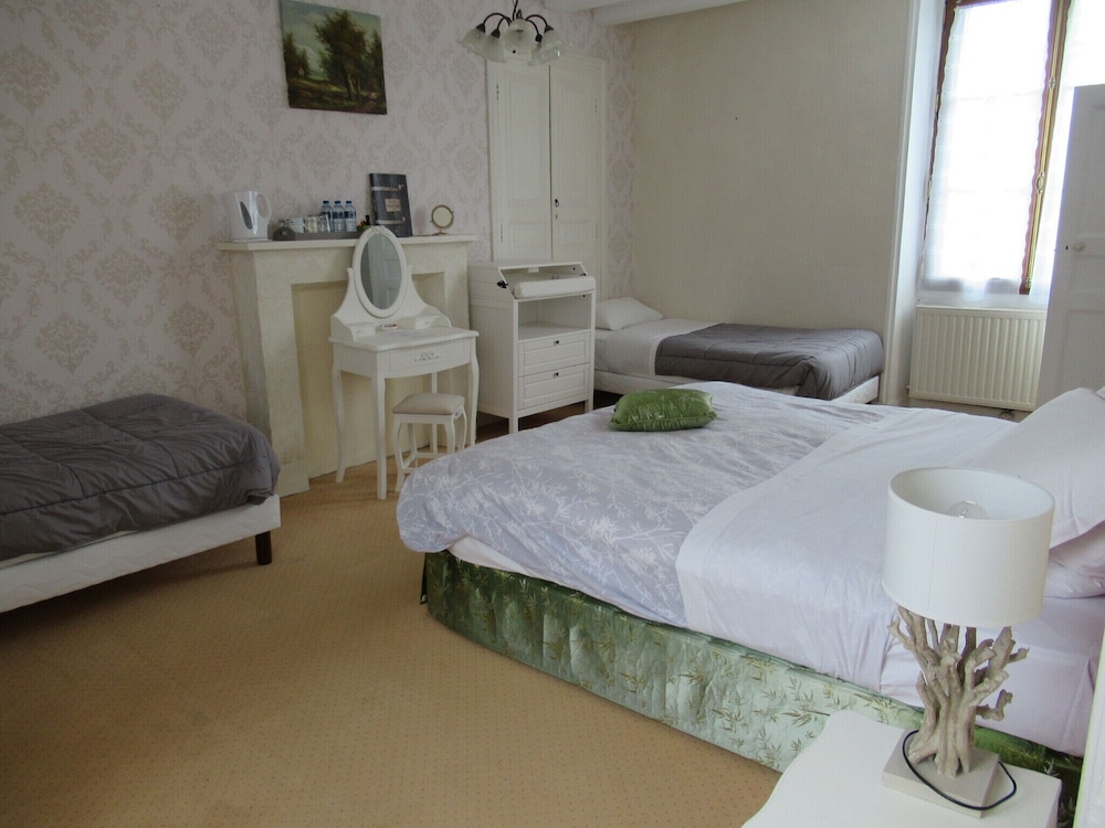 Quadruple Room (Les Arbres)