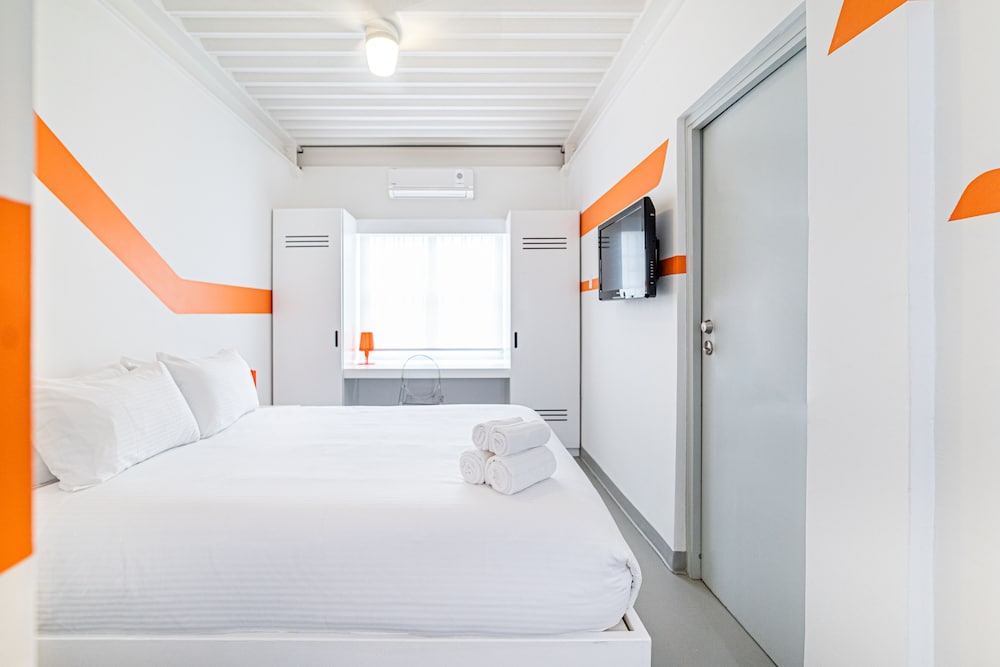 Deluxe Double Room, 1 Queen Bed, Non Smoking, Private Bathroom - Photo 1