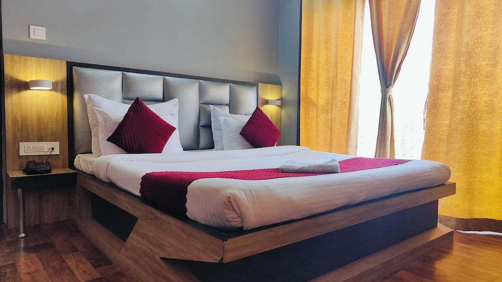 Premium Double Room, Balcony, Mountain View photo 2