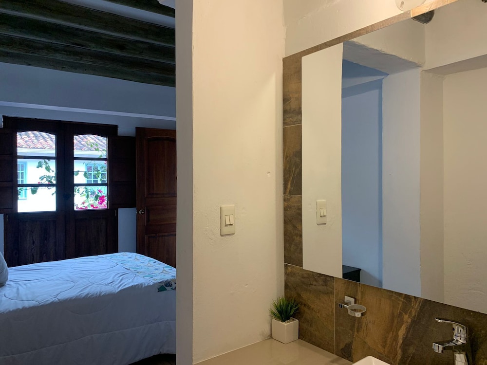 Classic Room, 1 Double Bed, Private Bathroom, Mountain View