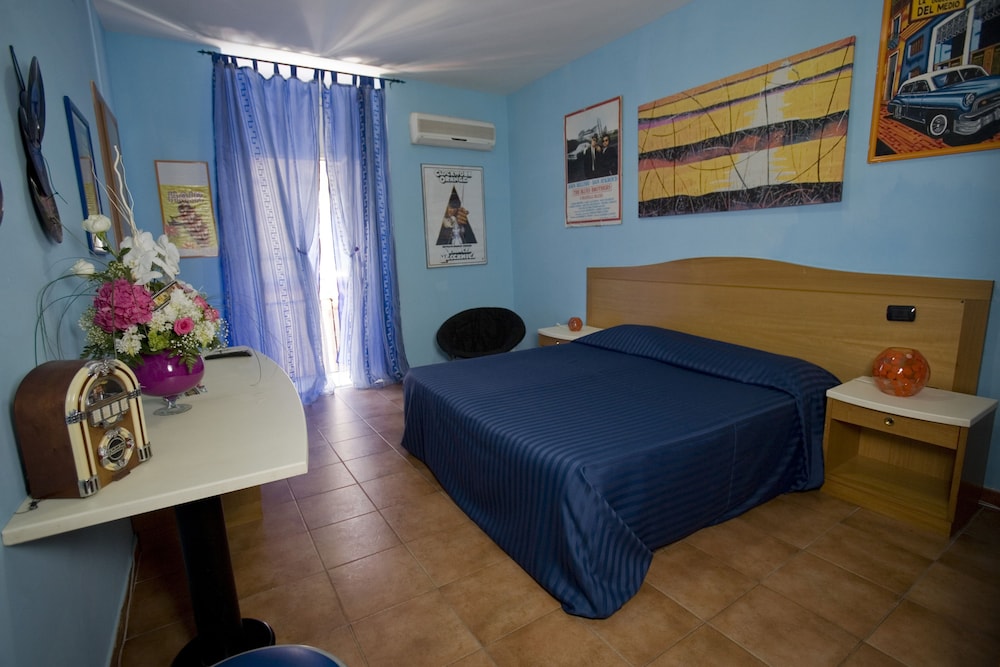 Superior Double Room - Photo 1