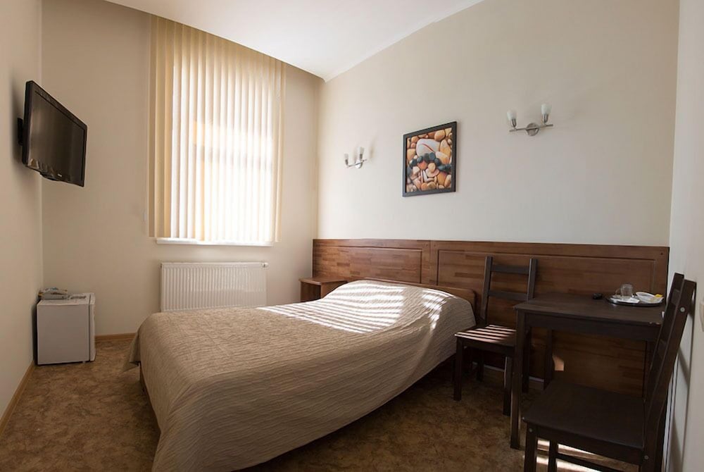 Single Room photo 2
