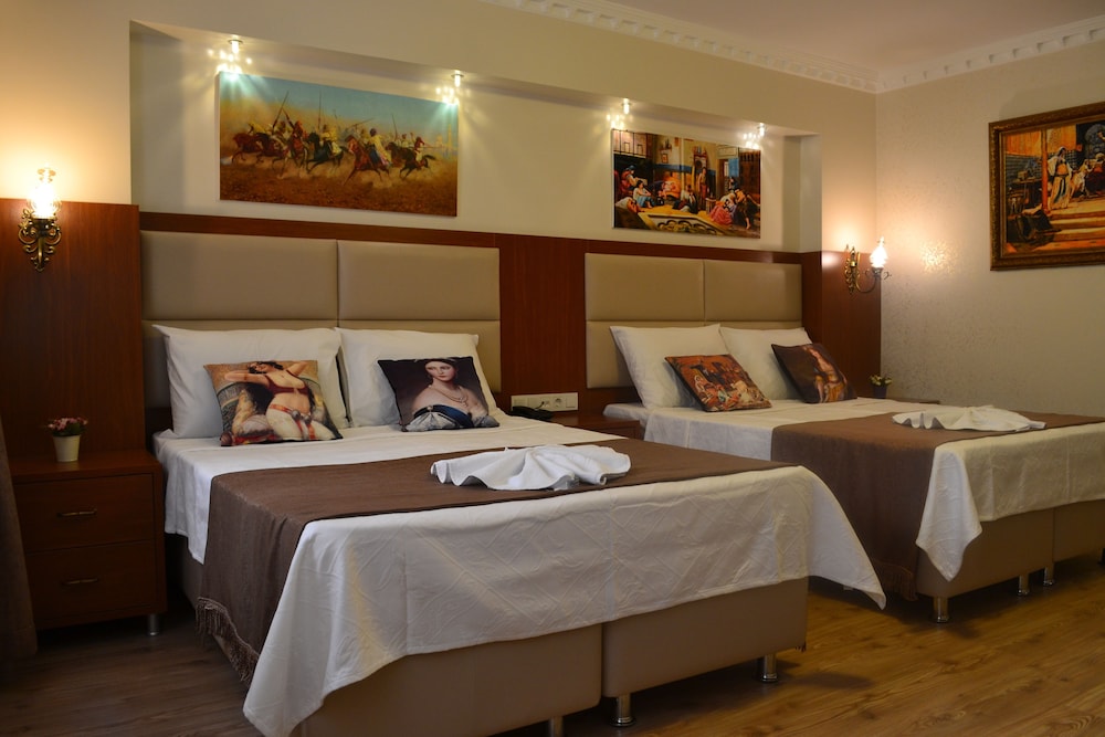 Deluxe Triple Room photo 1