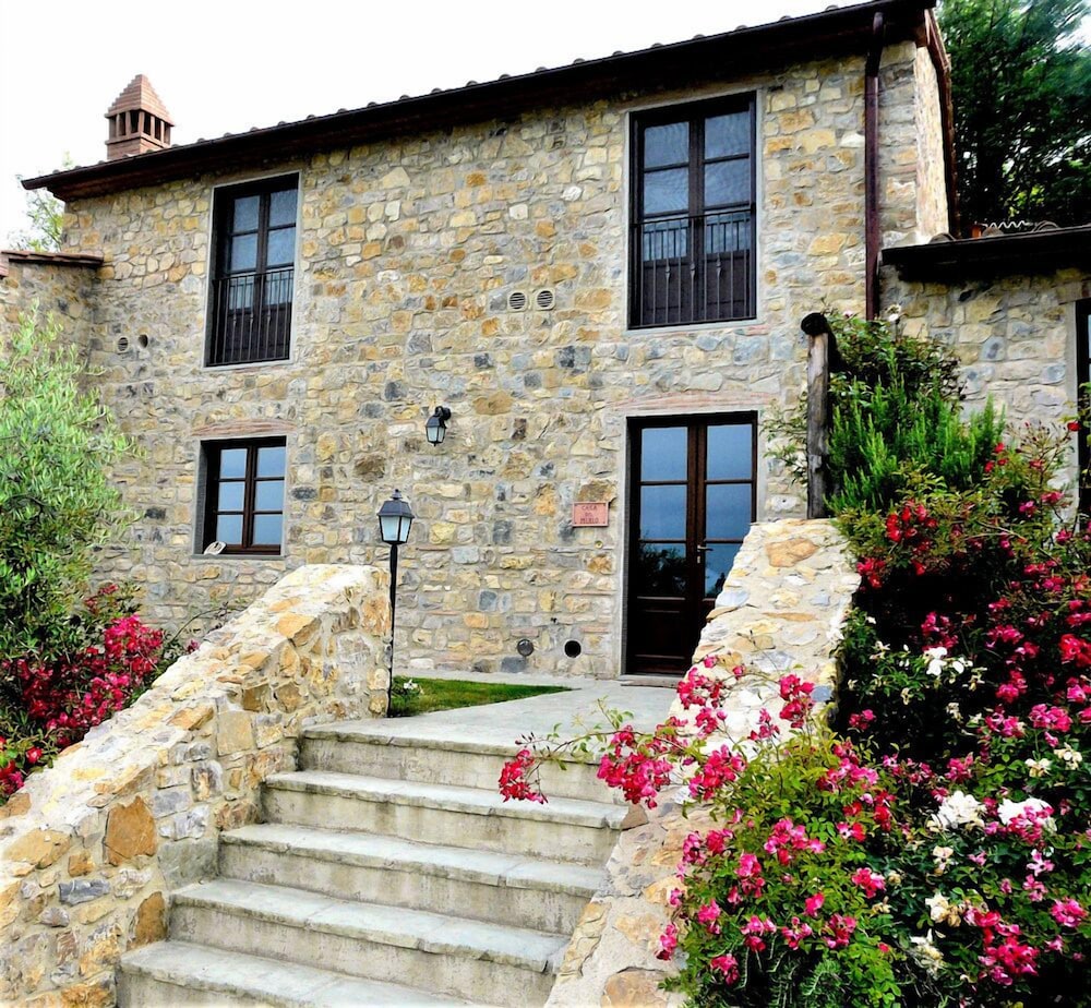 Deluxe Apartment, 2 Bedrooms, Kitchen, Garden Area (Merlo)