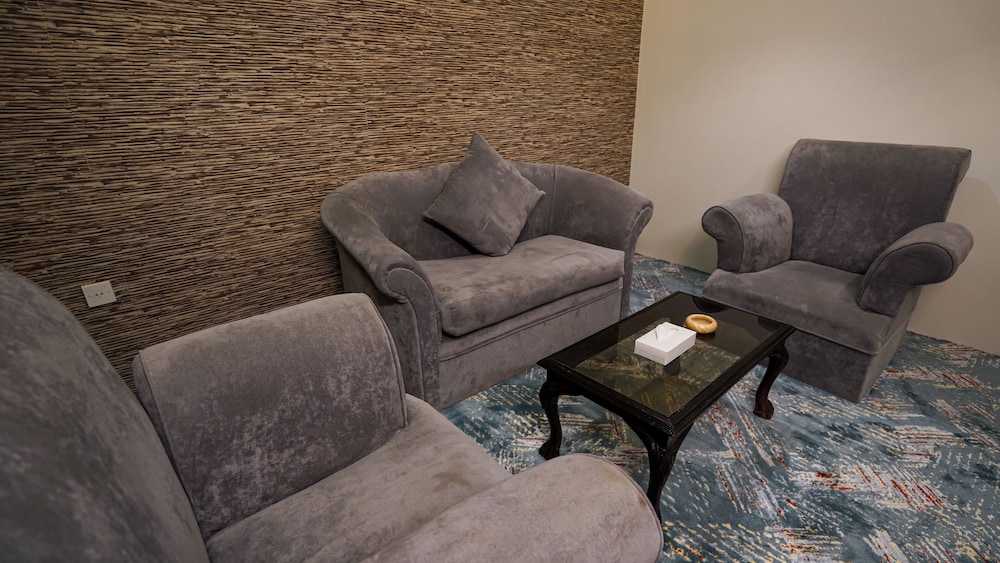 Executive Suite photo 2