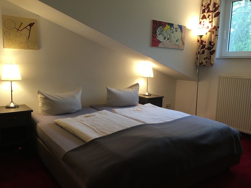 Classic Double Room, Garden View