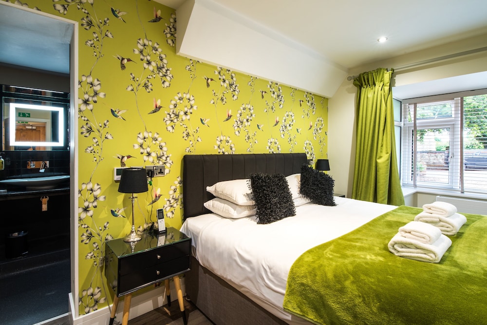 Deluxe Double Room, Ensuite photo 1