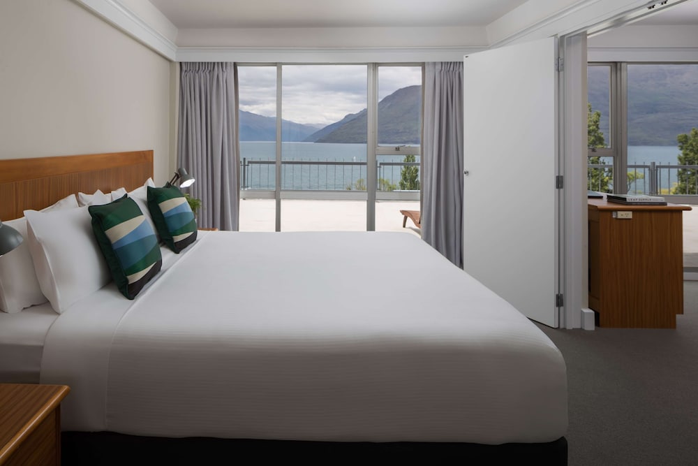 Junior Suite, 1 Bedroom, Lake View photo 1