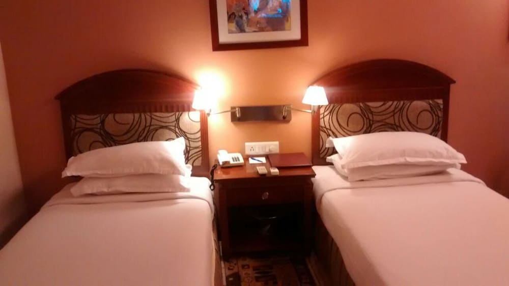 Executive Studio Suite