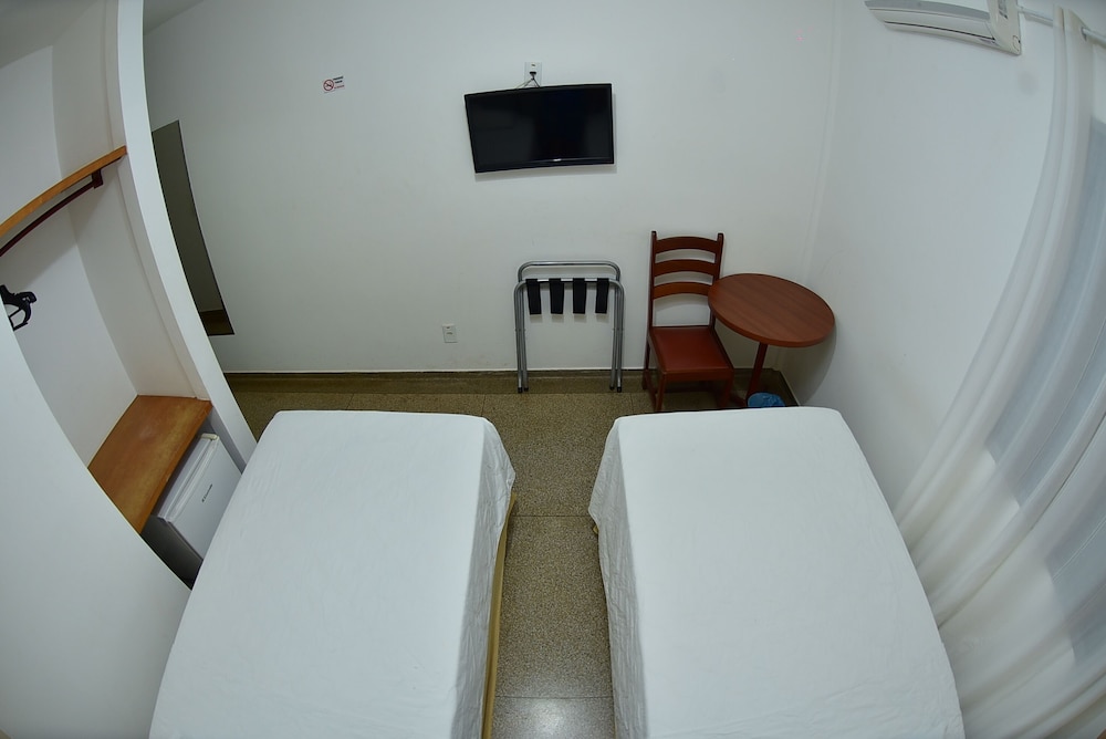 Standard Twin Room photo 3