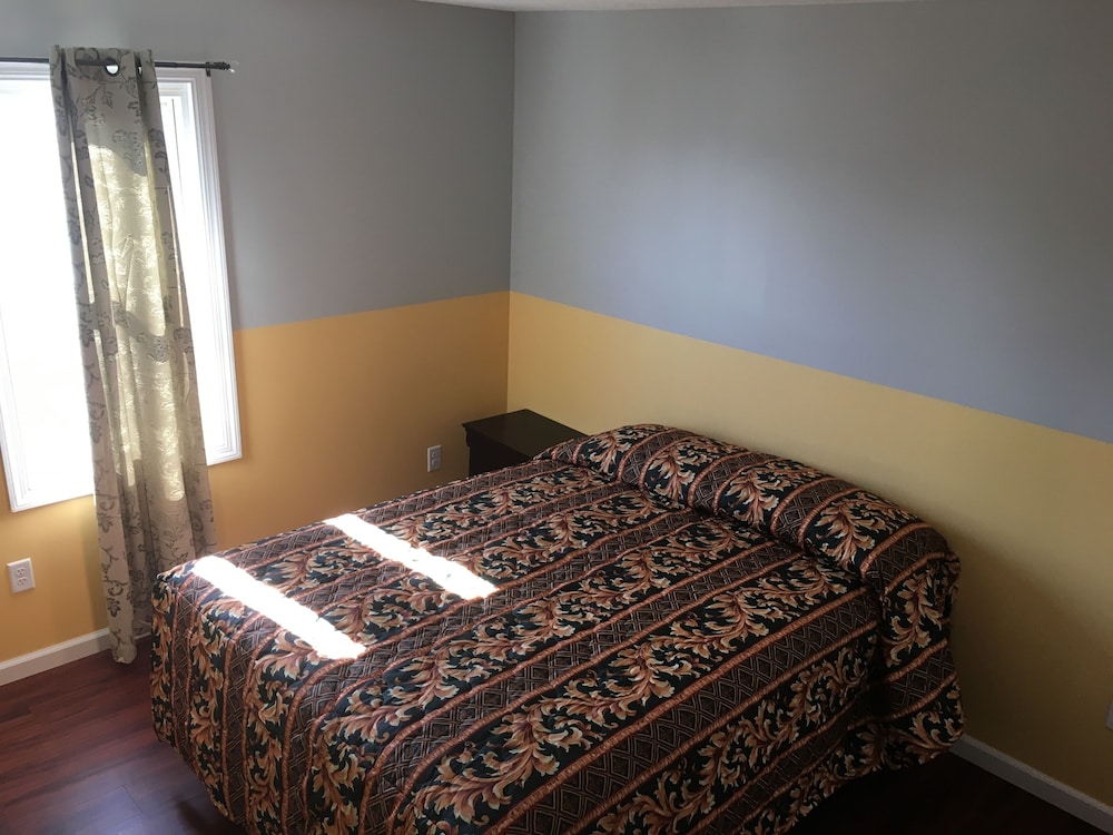 Luxury Apartment, 4 Bedrooms, Patio, City View photo 2