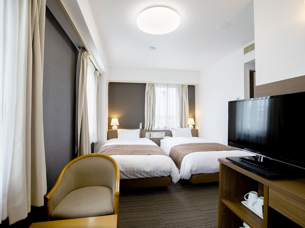 Twin Room, Smoking (19-25 sqm, 110cm Size Bed x2, for 1-2 People) - Photo 6