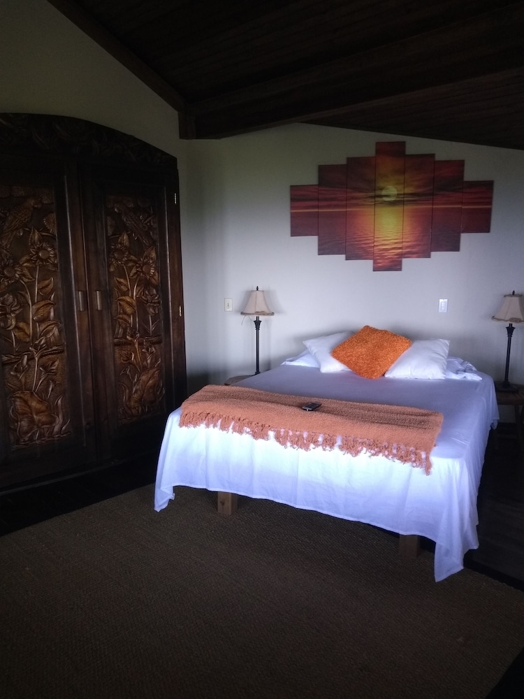 Panoramic Bungalow, 3 Bedrooms, Private Pool, Ocean View photo 3