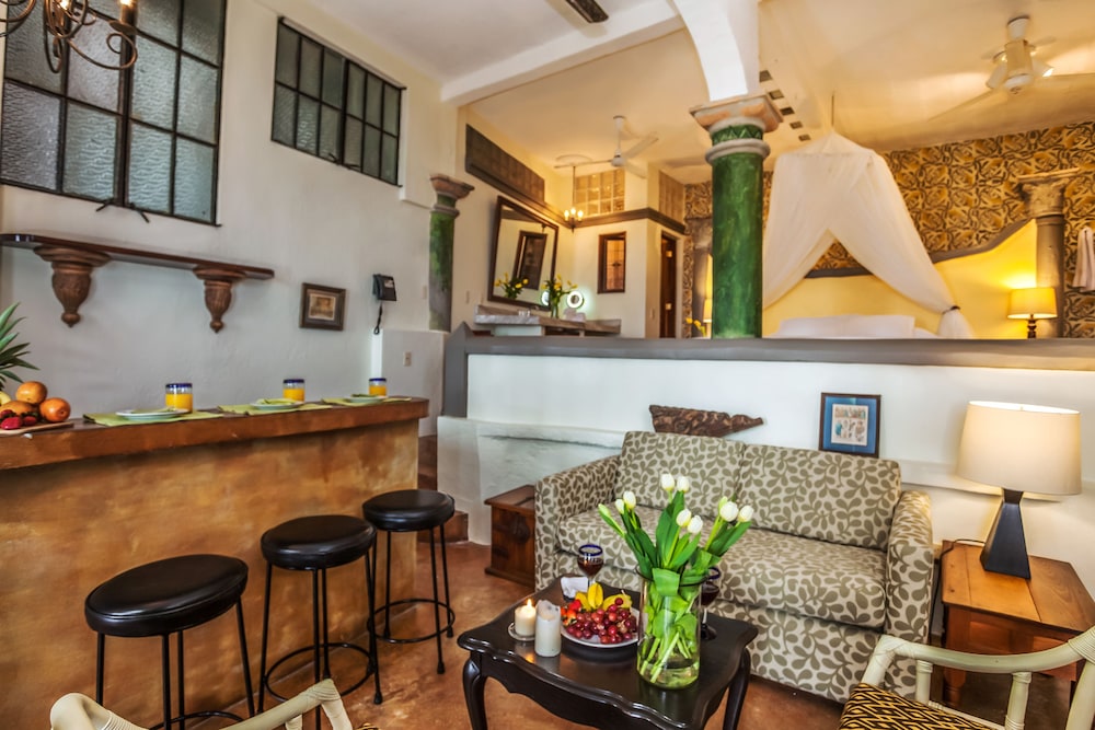 Deluxe Studio Suite, 1 Bedroom, Ocean View, Beachfront (Guadalupe)