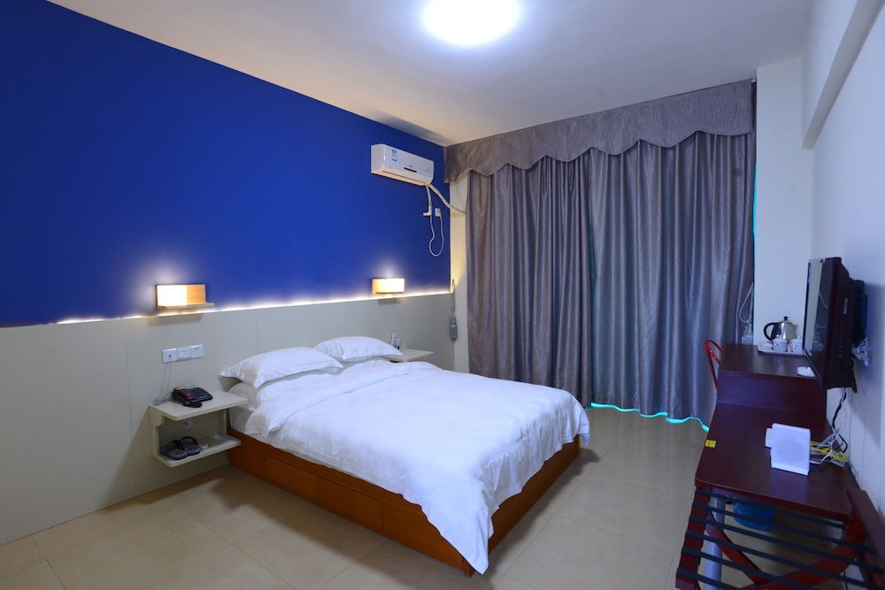 Room (Couple) photo 1
