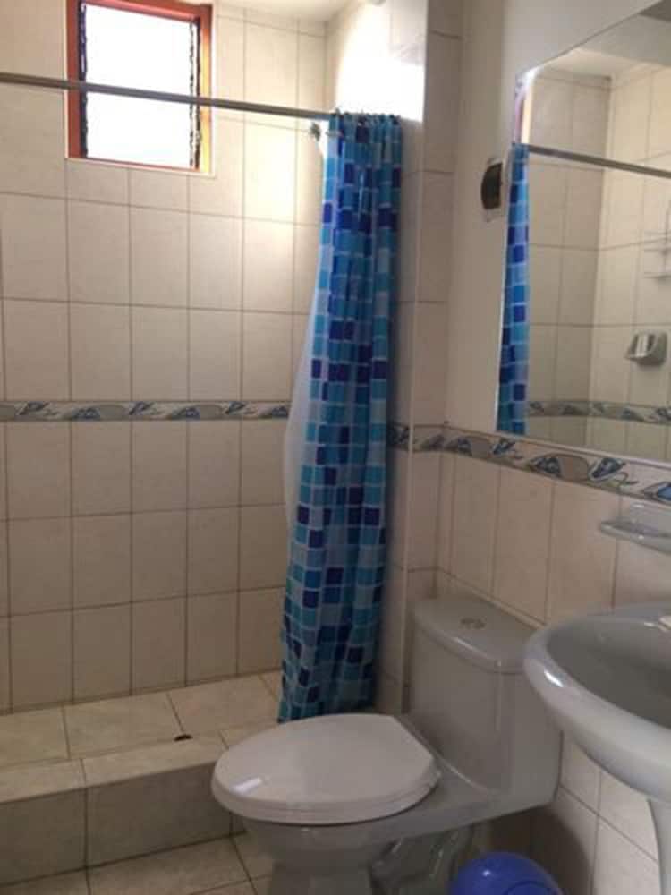 Comfort Triple Room, Private Bathroom photo 3