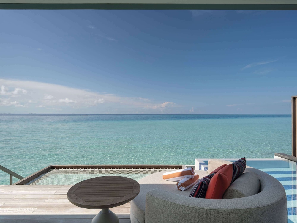 Ocean Water Pool Villa - Photo 5