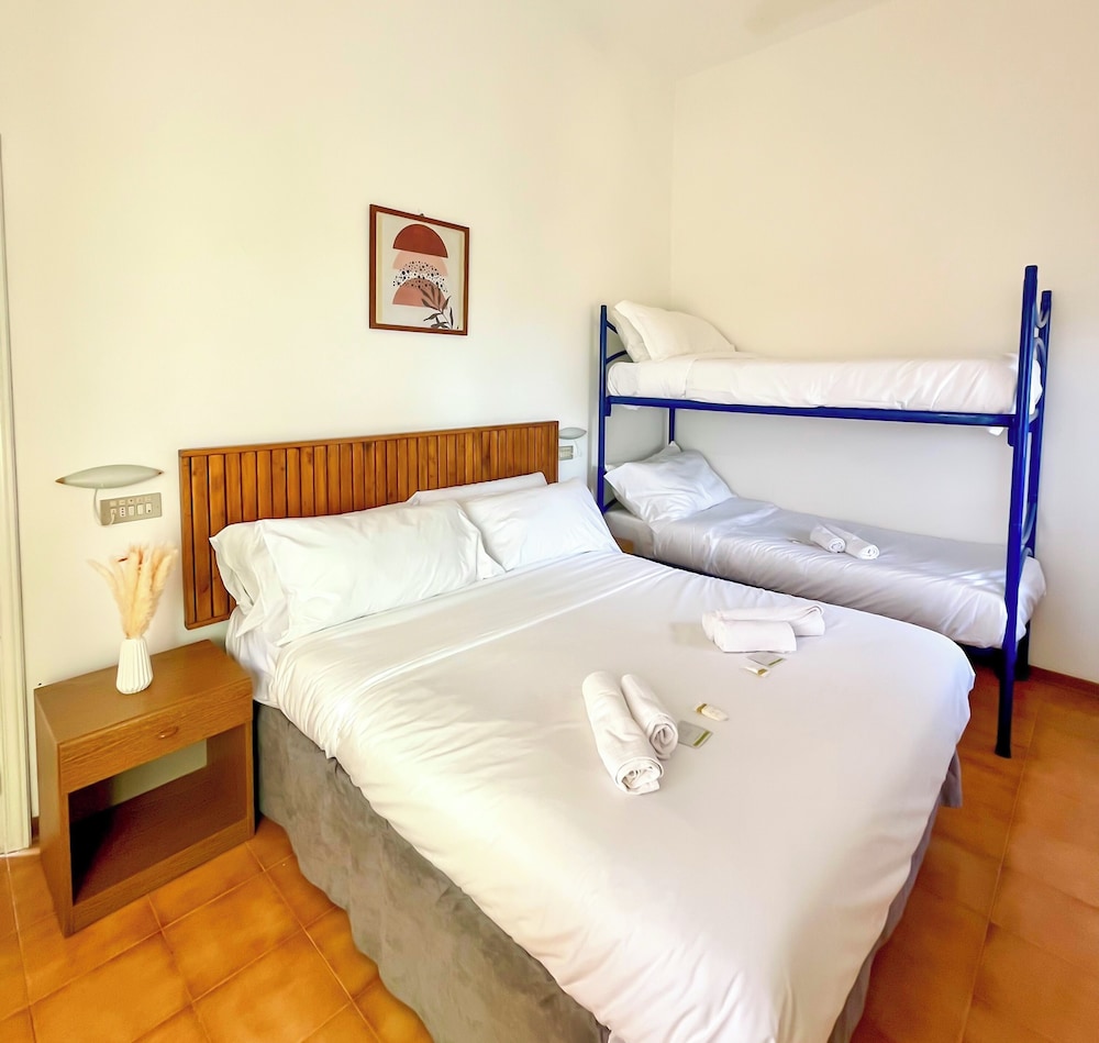 Quadruple Room photo 1