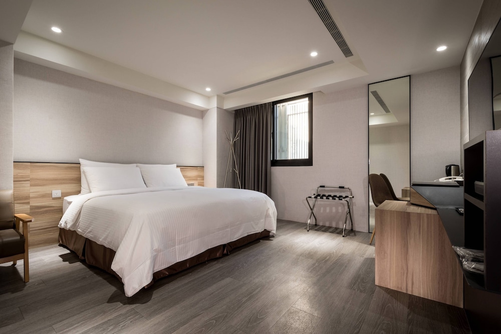 Double Room, 1 Queen Bed photo 1