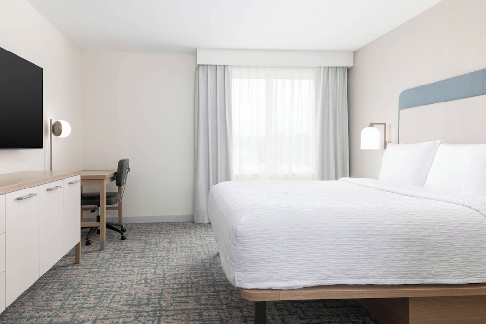 Room, Multiple Beds, Accessible (Hearing, 3x3 Shower)