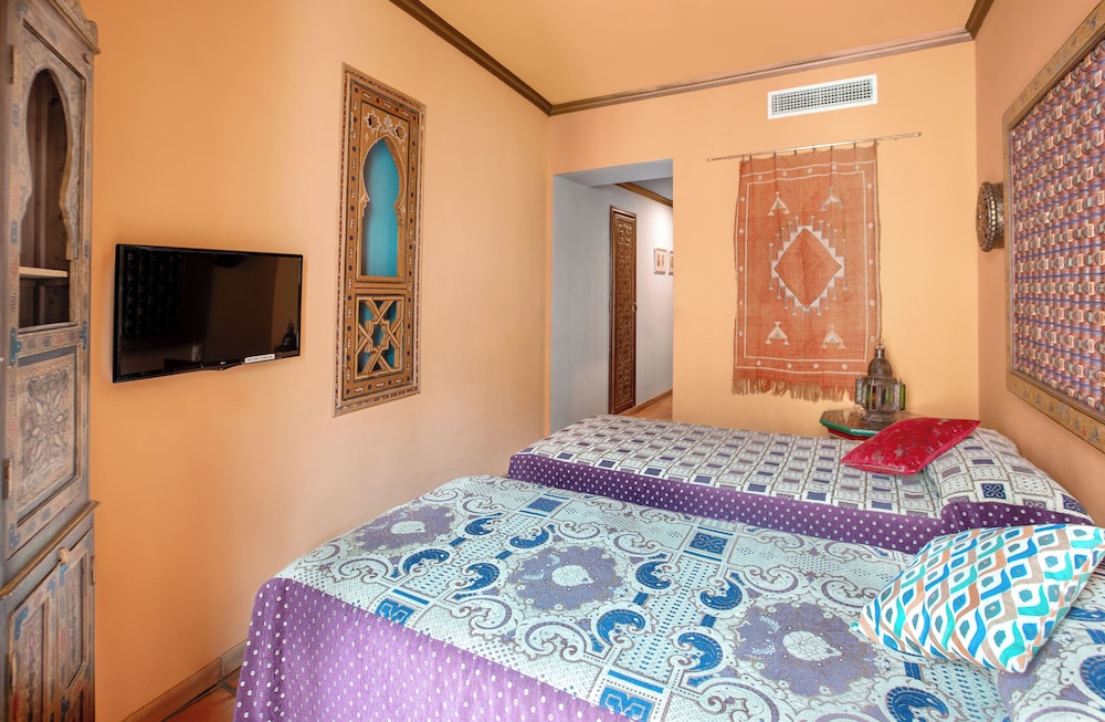 Twin Room Ensuite - Photo 1