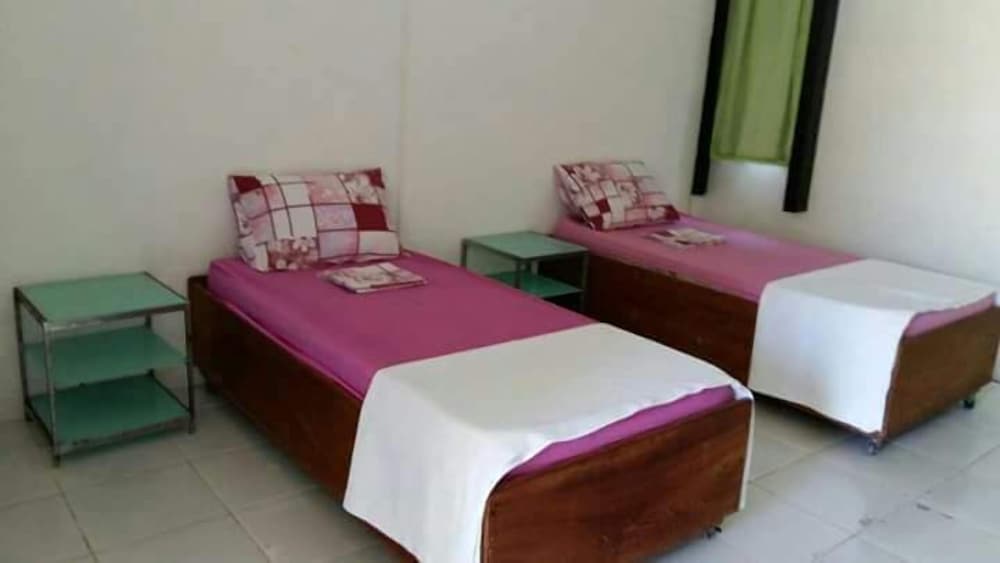 Standard Suite, 1 Double Bed, Pool View photo 1