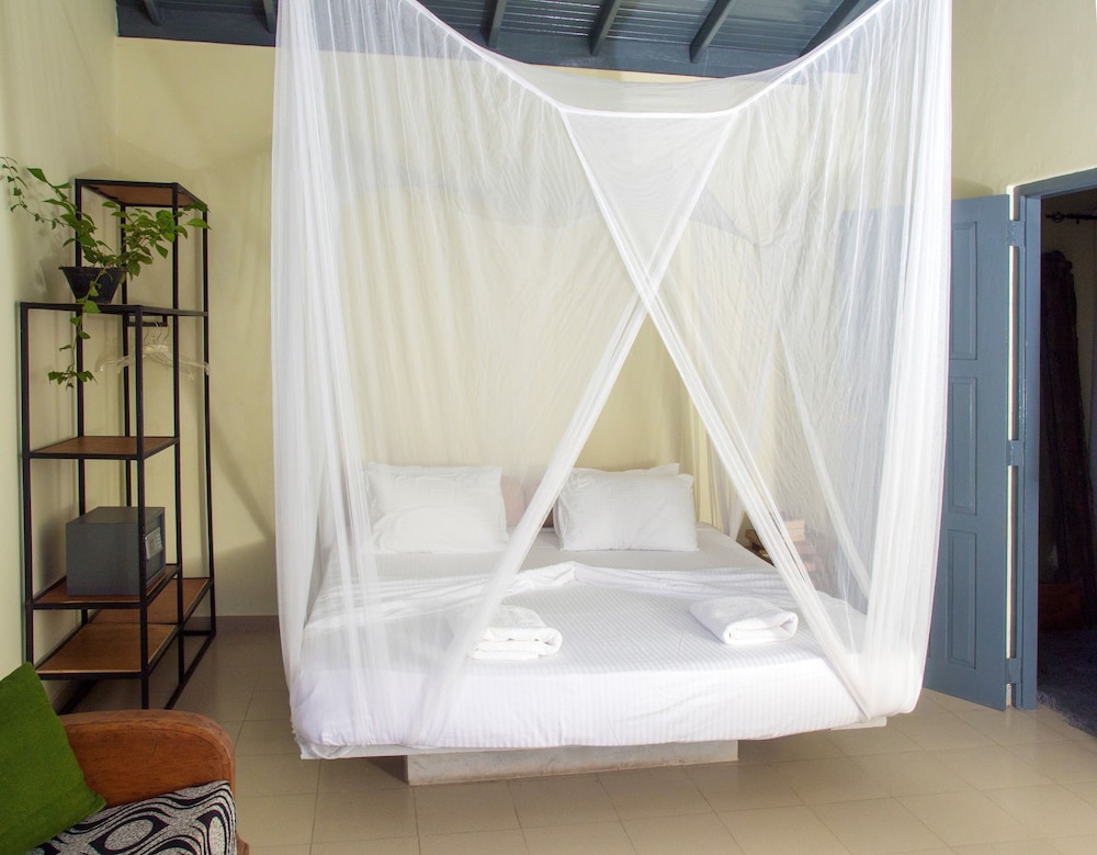 Deluxe Suite, 2 Bedrooms, Bathtub