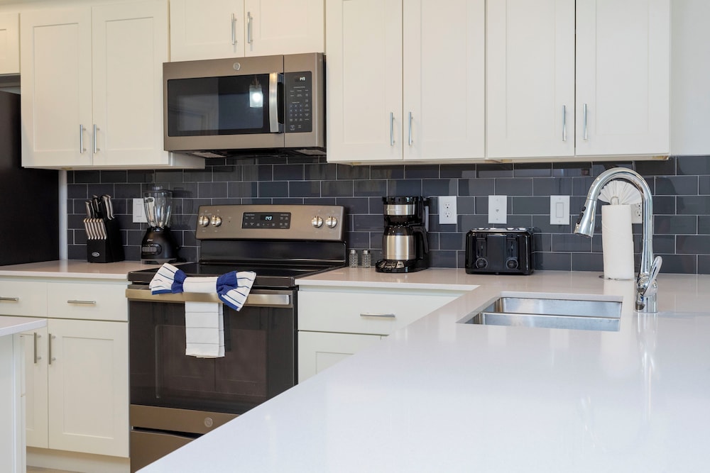 Stunning 2 Bedroom Apartment Close to Disney 304 3191, 사진 48