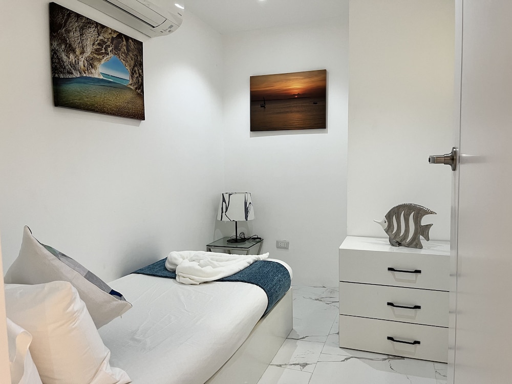 Standard Penthouse - Photo 7