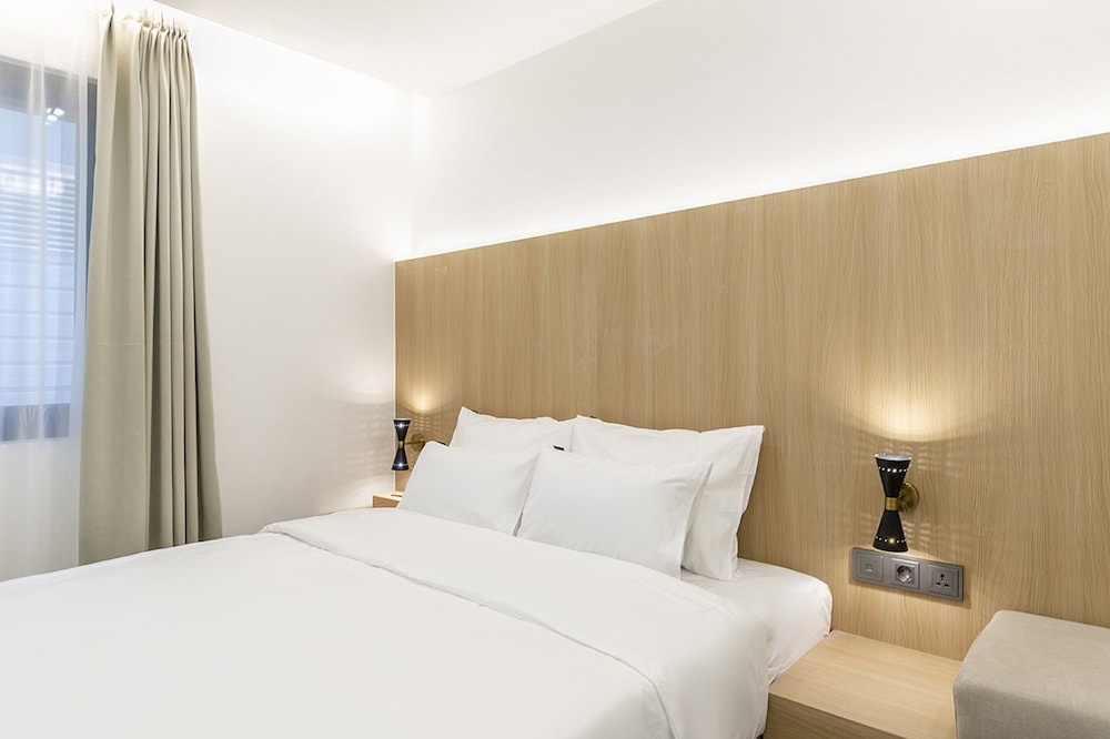 Standard Room - Photo 11