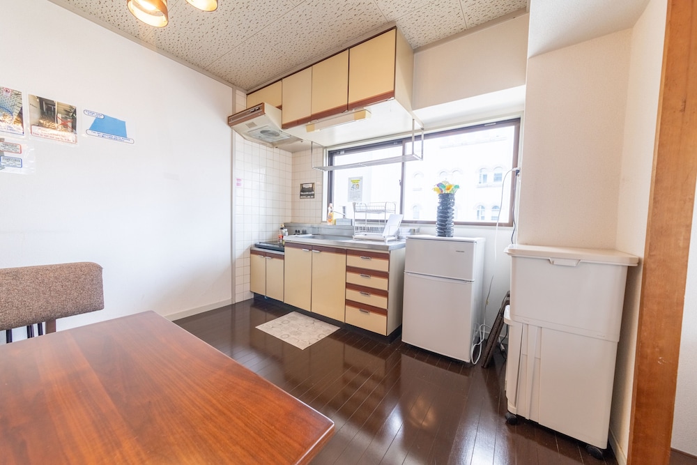 Room301 - Photo 9